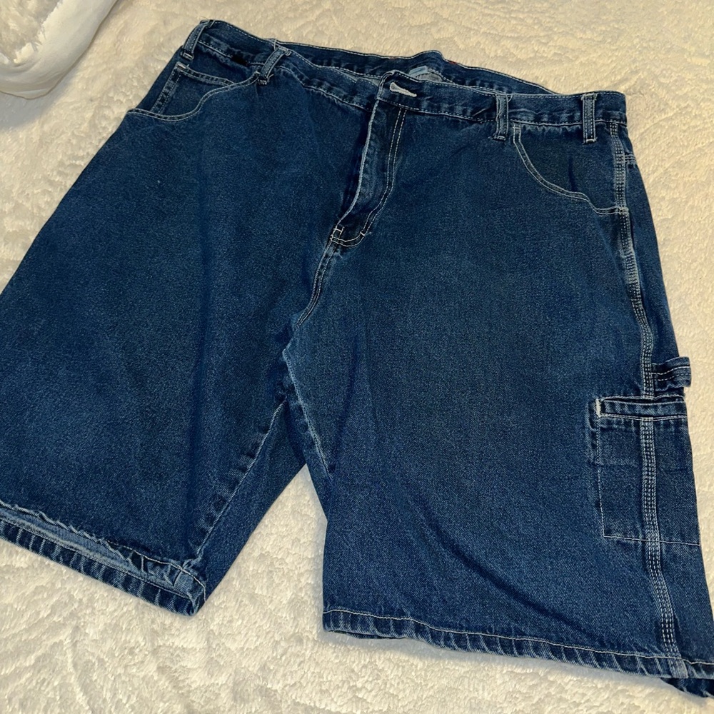 Size 44 CRAFTSMAN Men's Blue Denim Shorts. MUST BE BUNDLED